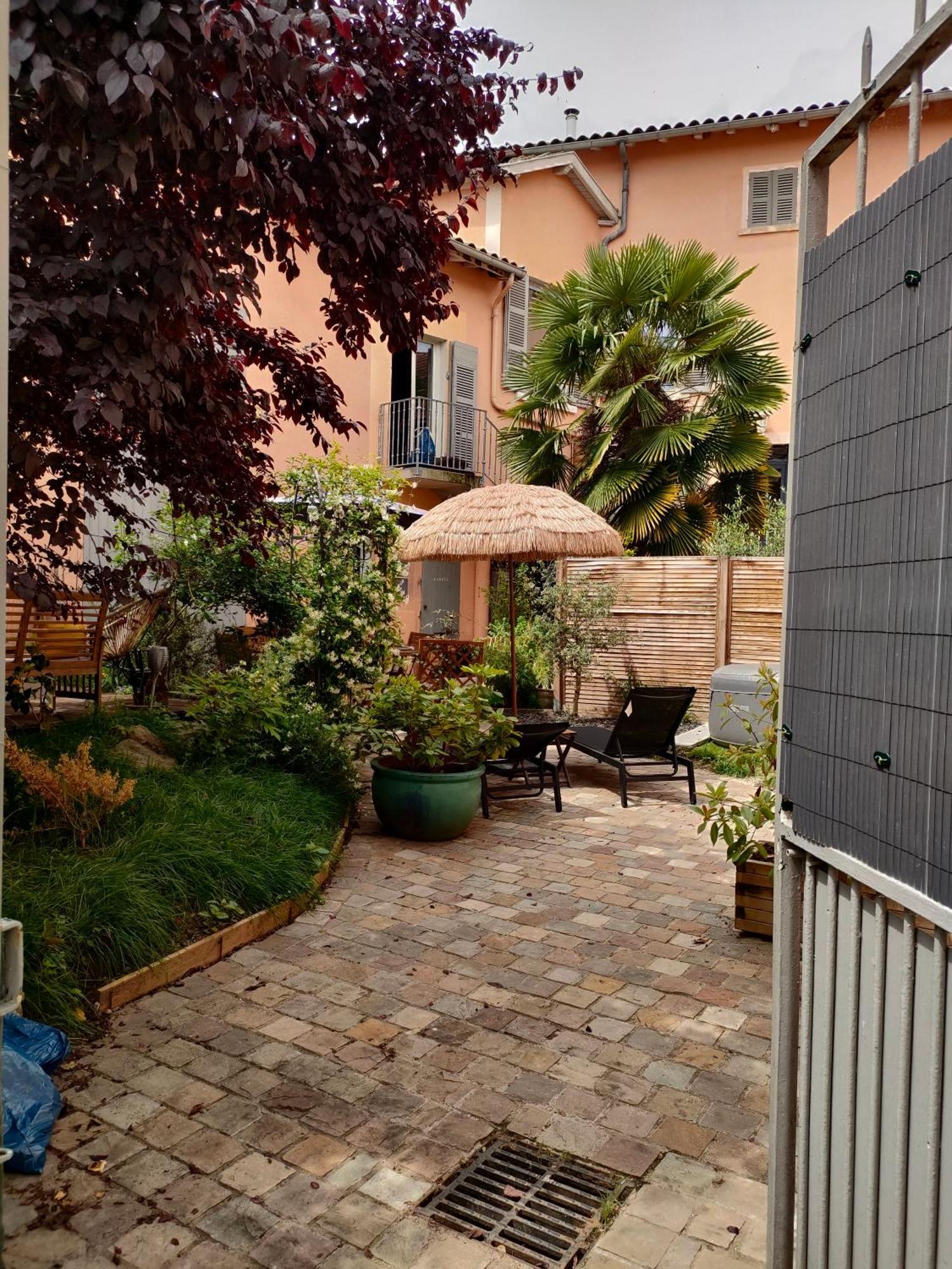 La Chamade En Beaujolais Bed & Breakfast Anse Eksteriør bilde